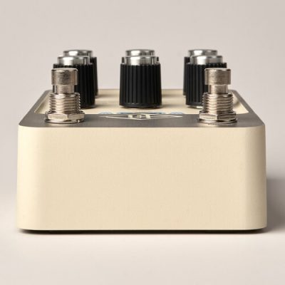 Universal Audio UAFX Astra Modulation Stereo Effects Pedal - Image 3